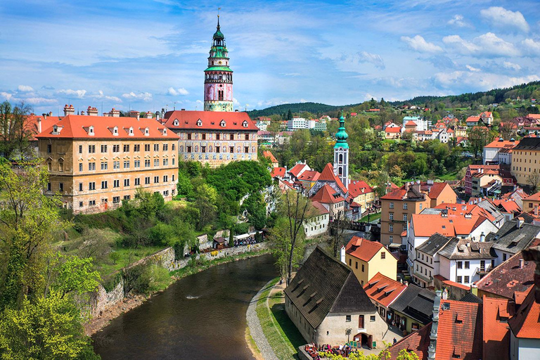 Berlin: Prague VIP luxury Van Day Trip