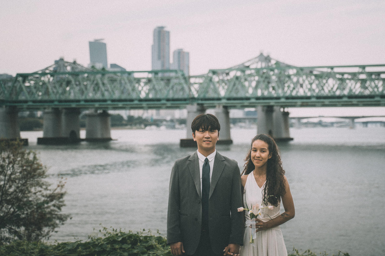 Seoul: K-Drama Style Couple Photoshoot