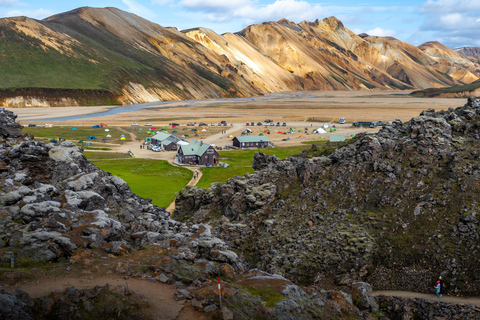 Von Reykjavik aus: Landmannalaugar Wanderung und heiße Quellen Tour