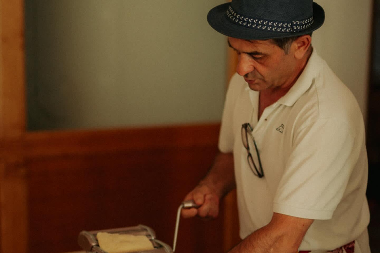 Amalfi: cookingclass whit mozzarella, tiramisù and pasta Amalfi: cookingclass whit mozzarella, tiramisù and pasta