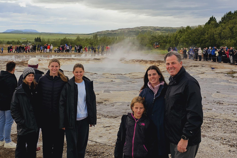 Golden Circle and South Coast Tour with 7+ Great Attractions