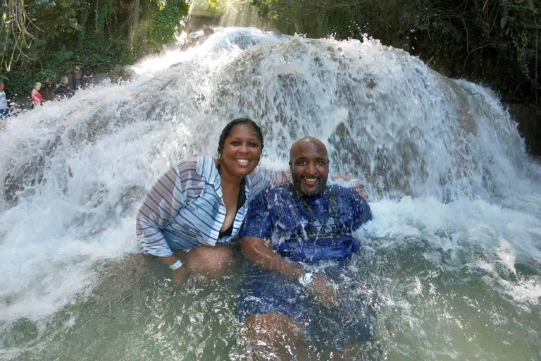 Mayfield Falls Private Tour und TransportVon Montego Bay