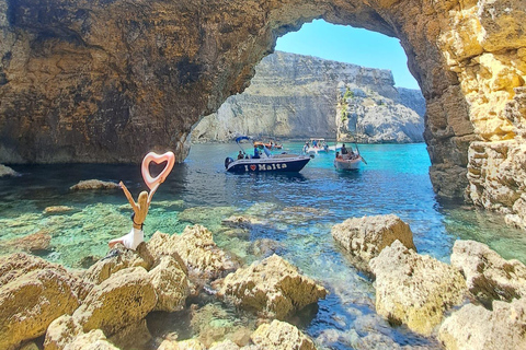 Location de bateaux pour le lagon bleu et l&#039;île de Comino