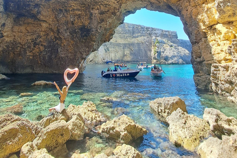 Location de bateaux pour le lagon bleu et l&#039;île de Comino