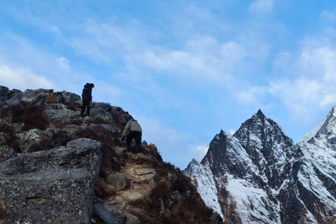 Pokhara: Caminhada de 6 dias em LangtangPokhara: Pacote de serviços para o Langtang Trek de 6 dias