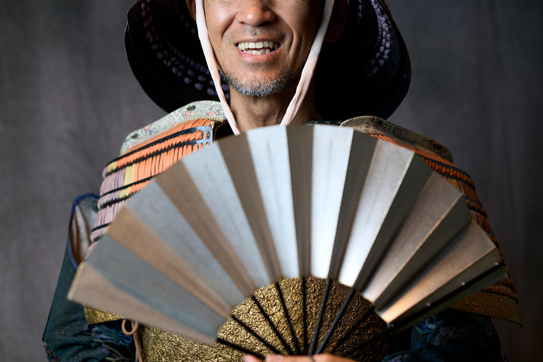 Kanazawa: Samurai Armor Experience with Professional Photos