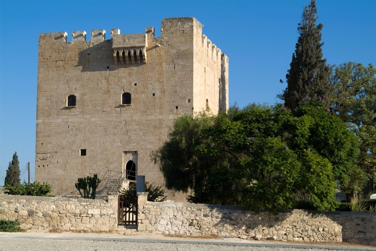 Desde Paphos: visita guiada de Limassol con Rock of Aphrodite