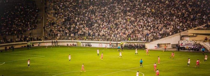 Lima : profitez d'un match de football tout compris avec un guide de la région.