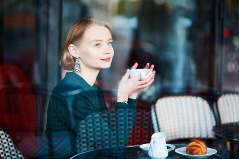 Paris: Morning Seine Cruise with French breakfast