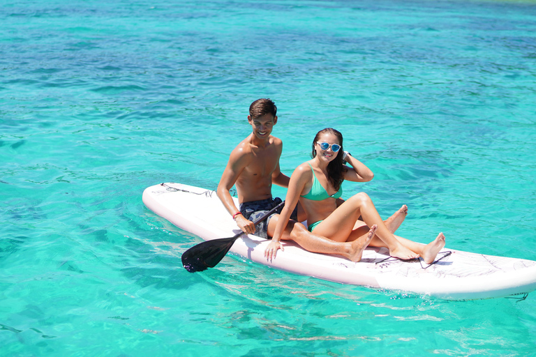 Phuket: Phi Phi Islands Yacht Cruise with Thai Longtail Boat FD1 Phi Phi Tour – Excluding National Park Fee