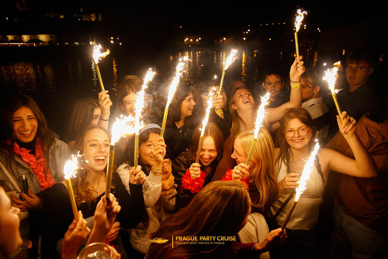 Prague Booze Cruise: Sunset, DJs & Epic Club