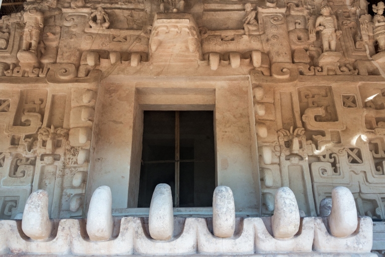 Los Antiguos: Chichén Itzá y Ek Balam Audioguía