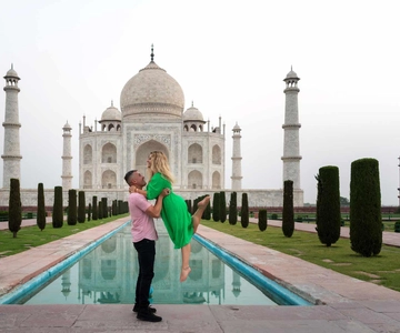 From Delhi: Taj Mahal & Agra Private Day Tour with 5* Lunch