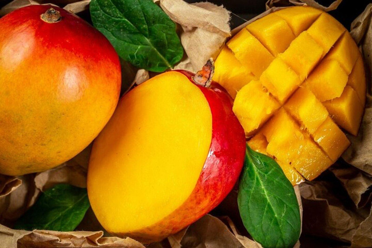 Lima Exotic Fruit Tasting: A Journey Through Peru’s Fruits Shared Group Tasting Session