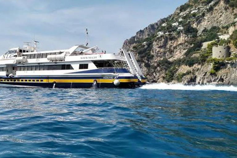 Wintertour Napels: Ferryboot ticket naar Amalfi en Positano - Wintertour