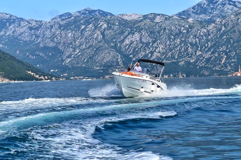 Błękitna Jaskinia: Prywatna wycieczka łodzią motorową z Kotoru