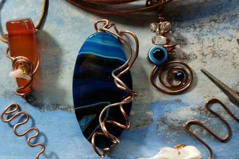 Thessaloniki: Art Walk & Creative Workshop with Guide Thessaloniki: Art Walk & Creative Workshop with Guide