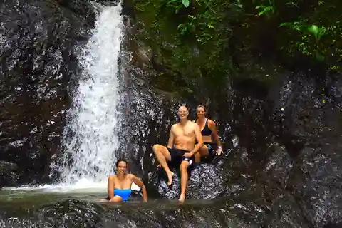 Från Manuel Antonio: Dagsutflykt till äventyrsparken Los Suenos