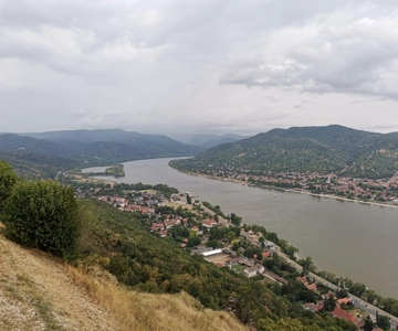 Vienna-Budapest Bike Rental with Bike Delivery