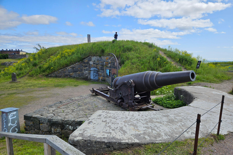 Helsinki & Suomenlinna: City Highlights Tour with Ferry Ride Helsinki & Suomenlinna: City Highlights Tour with Ferry Ride