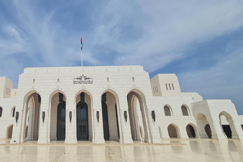 Muscat: Half-Day Guided City Tour with Hotel Pickup