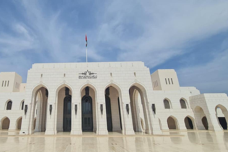 Muscat: Half-Day Guided City Tour with Hotel Pickup