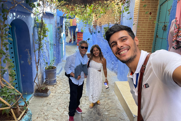 Chefchaouen: Hidden Gems Guided Tour with Mint Tea Private walking tour