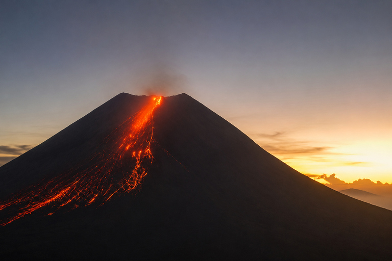 From Yogyakarta: Mount Merapi Lava View and Sunrise Tour