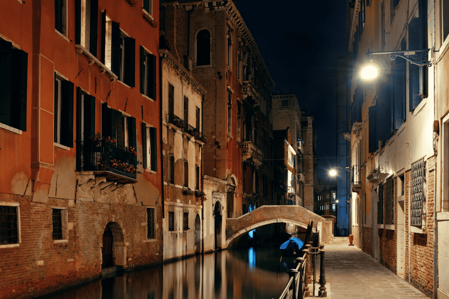 Venedig: Verbrechen, Legenden und Geheimnisse Sunset Tour. Foto: GetYourGuide