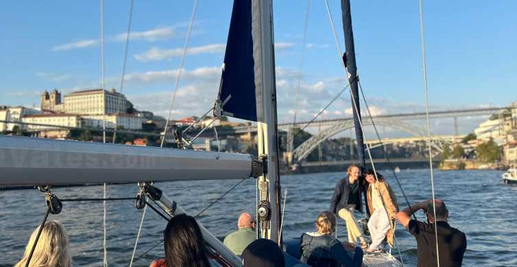 Porto: Plavba plachetnicou po rieke Douro počas dňa alebo pri západe slnka