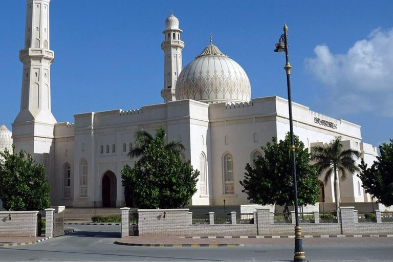 Half Day Tour with Salalah Bread & Transfer Included
