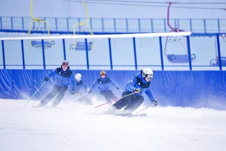 Sichuan: Chengdu Sunac Cultural Tourism City Entry Ticket 3‑hr Beginner Ski Ticket