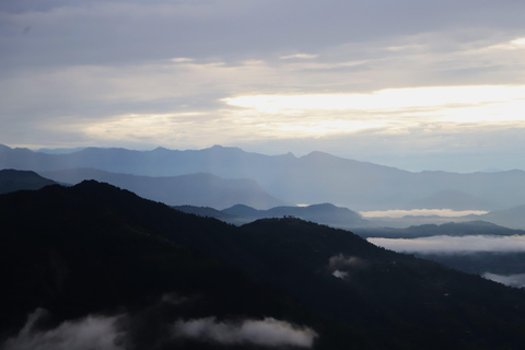 Chisapani - Nagarkot Trek met uitzicht op de Himalaya