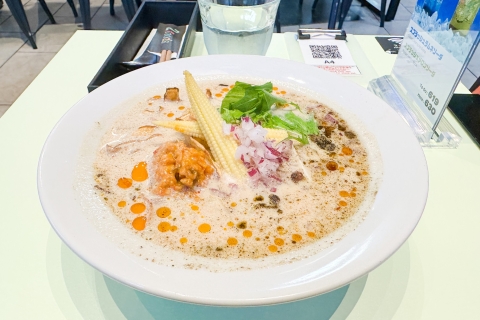 Moderne vegane Nacht-Foodie-Tour in TokioVeganer / Vegetarischer Sushi Kurs