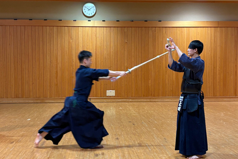 Tokio: Doświadczenie samuraja | Lekcja kendo i darmowe zdjęciaTokio: Naucz się Kendo i zostań samurajem! + Darmowe zdjęcia