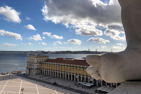 Stadtführung durch Lissabon; in einem privaten Auto