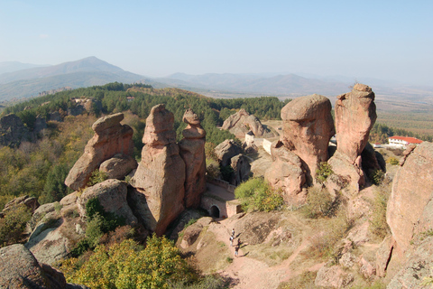 Excursão de 1 dia à Fortaleza de Belogradchik e à caverna de Venetsa