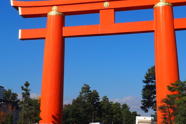 E-Bike Tour in Kyoto with Asuka, Japanese graduate student