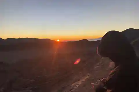 From Surabaya or Malang City : Sunrise or Sunset Mount Bromo