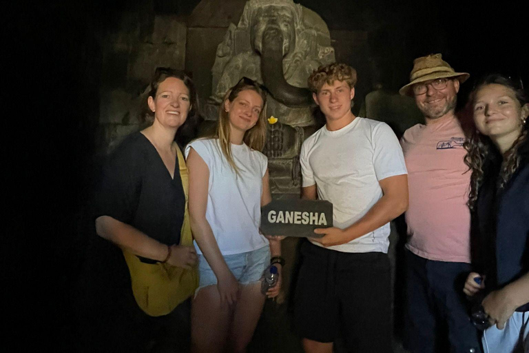 Semarang: 5-Day Java Highlights Tour to Ketapang Port