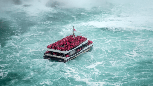 From NYC: Niagara Falls Full-Day Tour with Maid of the Mist