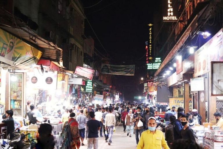 Delhi: Visita turística nocturna de la ciudad vieja de Delhi con guía