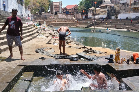 Mumbai Slum Tour & City Sightseeing with Pickup, Car & Guide Half-Day Private Sightseeing Tour