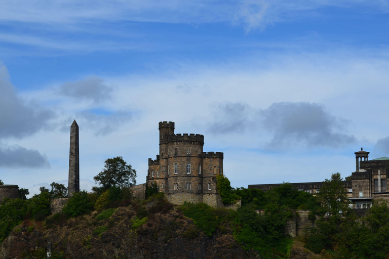 Edinburgh: Enter the Castle, Complete City Audio Guide Edinburgh: Enter the Castle & City Map
