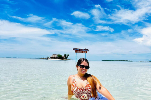 San Blas Day Trip: Isla Perro, Isla Diablo & Natural Pool
