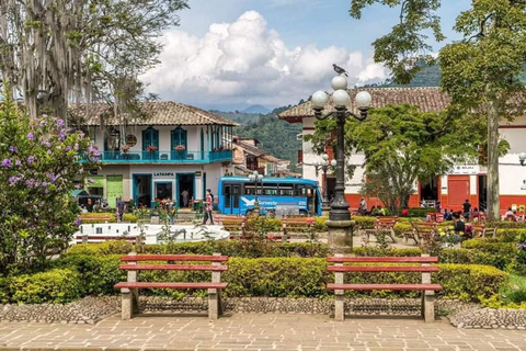 MEDELLIN : VISITE DES JARDINS + ANDES (VUE PANORAMIQUE) + ÉLEVAGE DE TRUITES