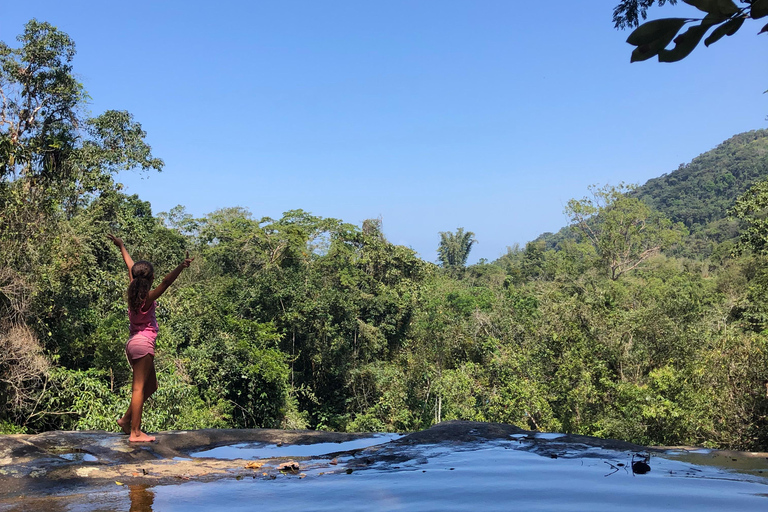 Paraty 3-in-1 Jeep Tour: Beach, Island, and Unmissable Waterfall