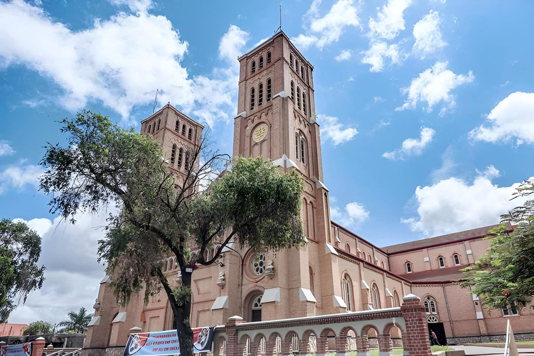 Kampala: Religious Sites Tour with Lunch & Private Transfers
