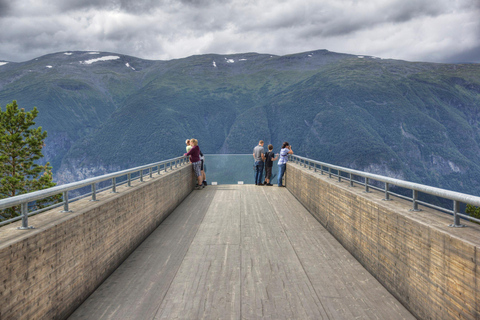 Flåm: Stegastein, Stalheim, and Gudvangen Scenic Coach Tour