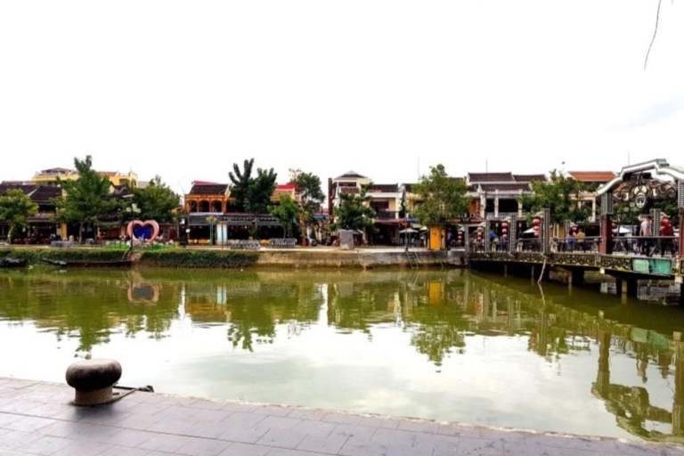 La ville ancienne de Hoi An Depuis Hoi An/ Da Nang en visite privéeLa ville ancienne de Hoi An Depuis Hoi An